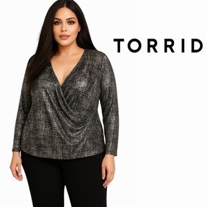 TORRID Metallic Surplice Front 3/4 Sleeve Black Foil Blouse, Size 2X